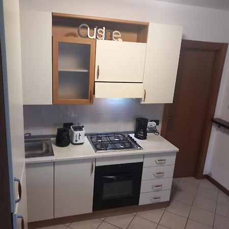 Apartament Casa Teodoro - Gelsomino, Ulivi & Orchidea Tignale Zewnętrze zdjęcie
