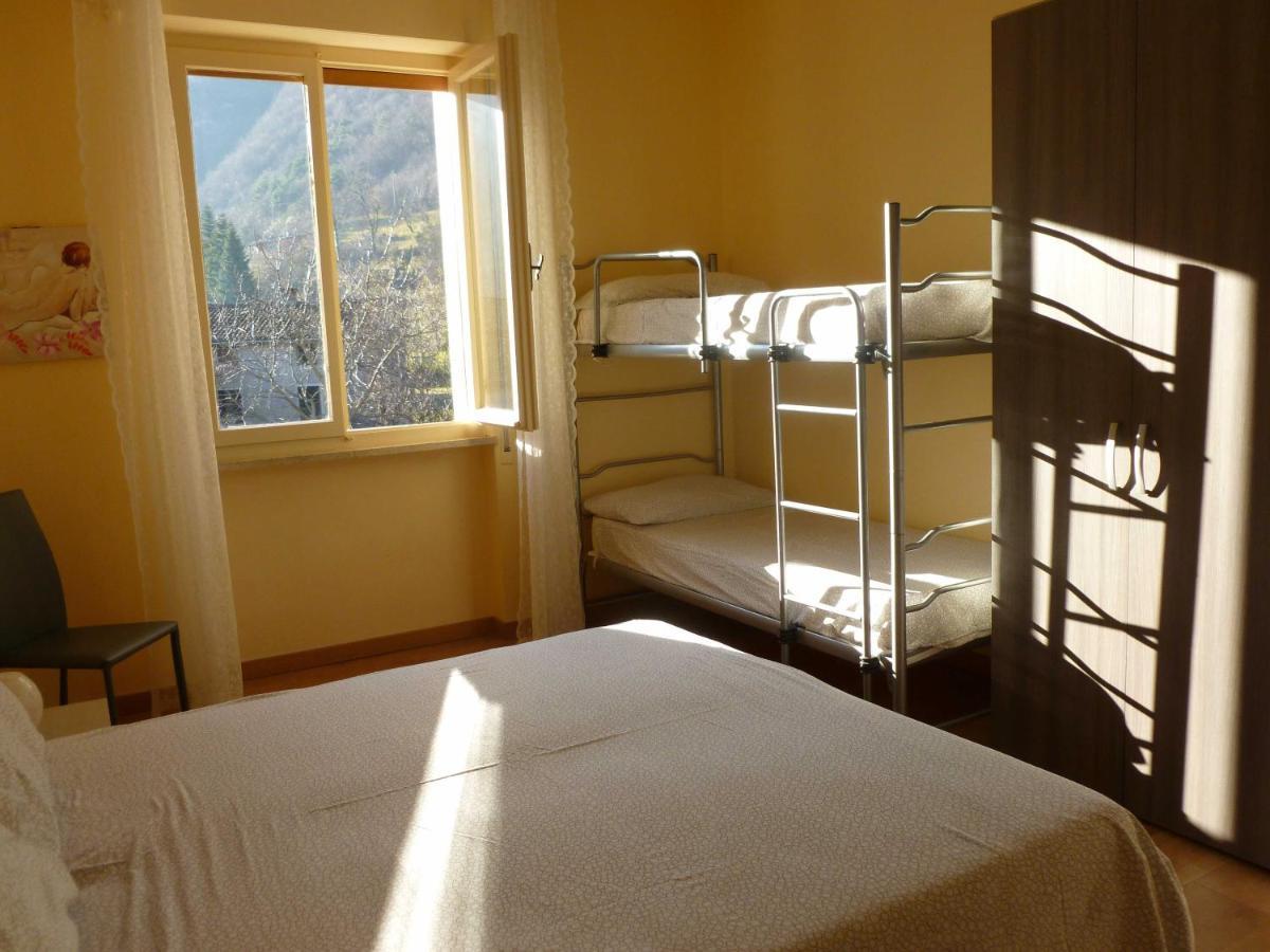 Apartament Casa Teodoro - Gelsomino, Ulivi & Orchidea Tignale Zewnętrze zdjęcie