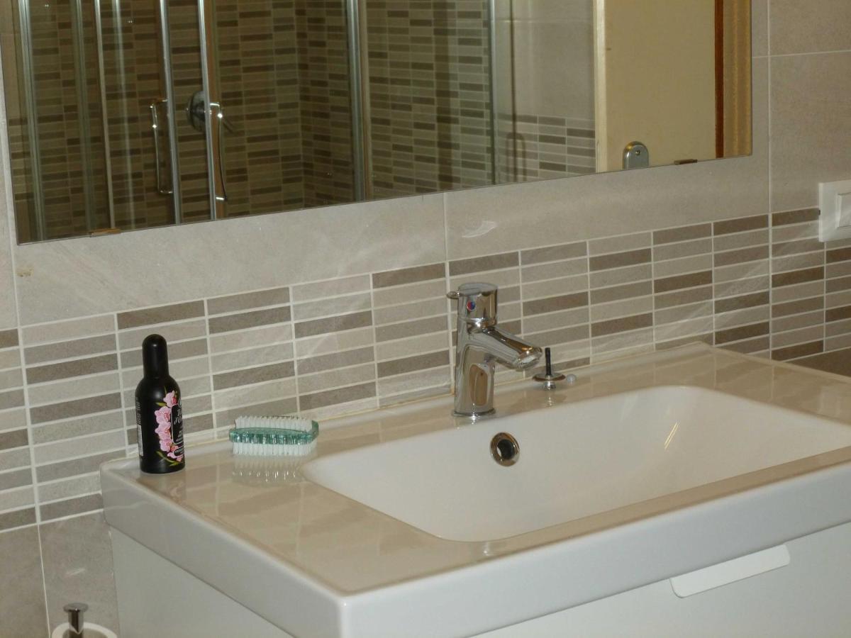 Apartament Casa Teodoro - Gelsomino, Ulivi & Orchidea Tignale Zewnętrze zdjęcie